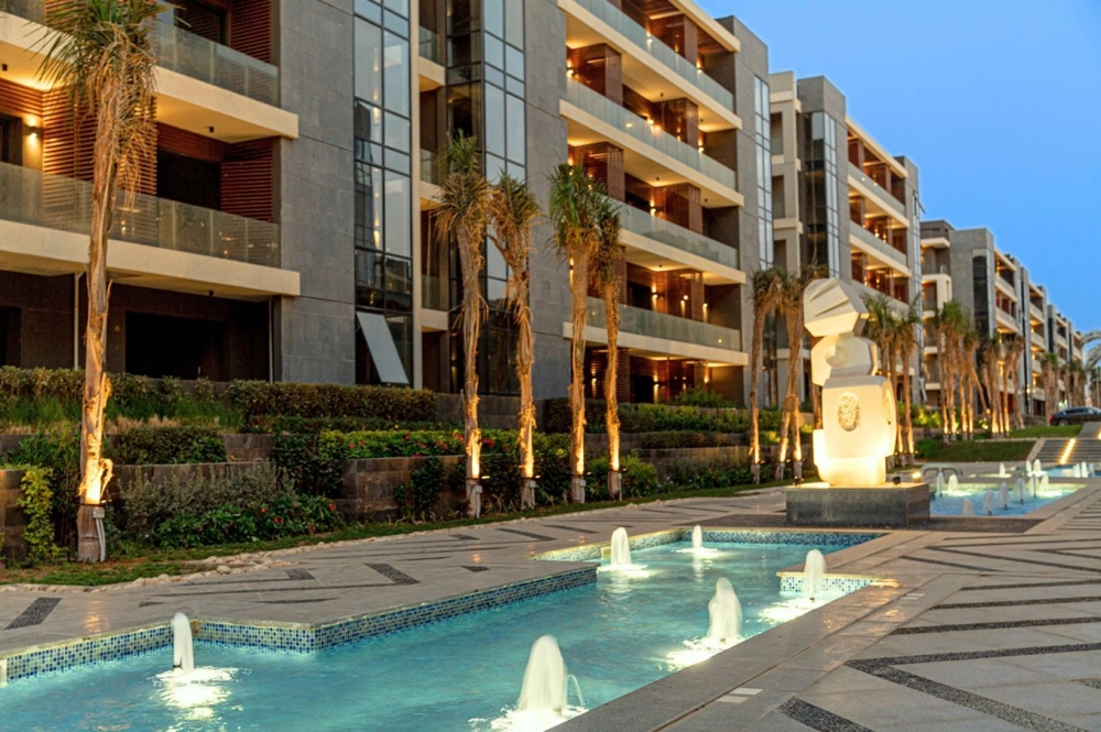 Patio Oro gallery image